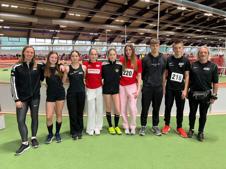 Beim Advents-Indoor-Meeting in D&uuml;sseldorf &uuml;berzeugte das LAZ Soest mit guten Leistungen. Foto: Soer|||