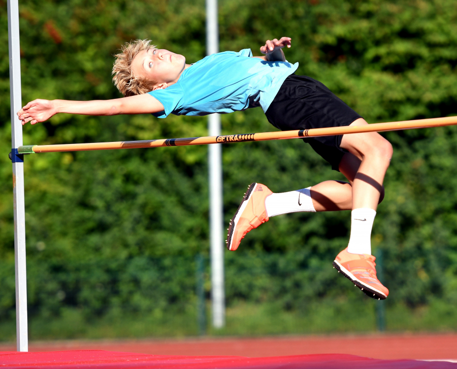 M13-Hochspringer Ole Bottin vom LAZ Soest steigerte sich in Witten auf ausgezeichnete 1,49 Meter und schob sich aktuell auf Platz drei der westf&auml;lischen Bestenliste. - Foto: Bottin