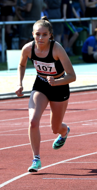 Wettkampfdeb&uuml;t bei der Westfalenmeisterschaft: Zoe Grond startete in Kaiserau erstmals im Hindernislauf. Archivfoto: Harald Bottin|||