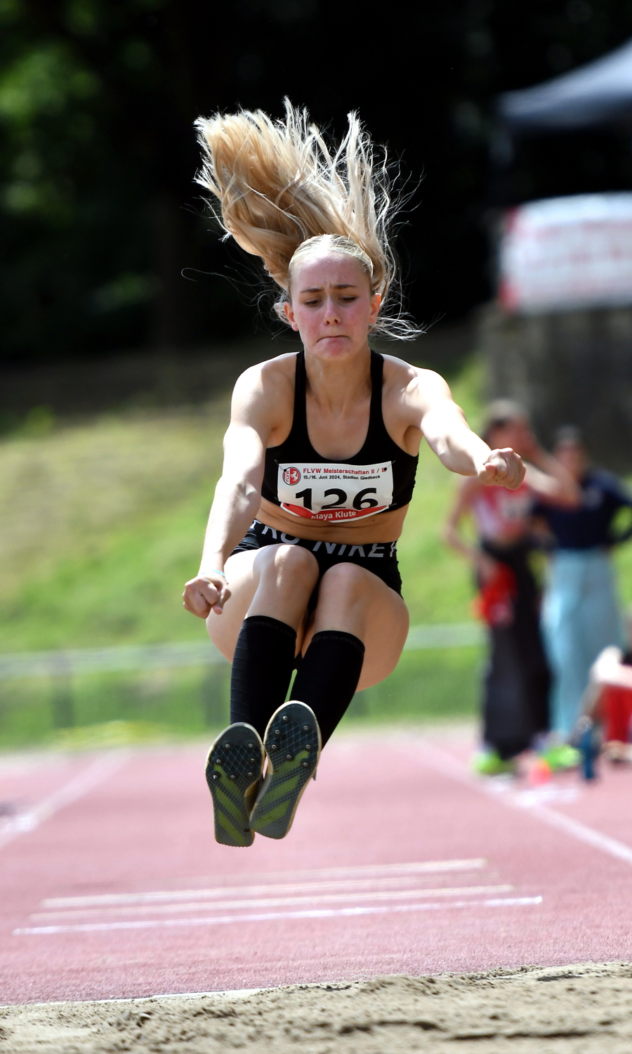 10,26 Meter: U18-Athletin Maya Klute vom LAZ Soest wurde Siebte der westf&auml;lischen Titelk&auml;mpfe im Dreisprung. Foto: Bottin