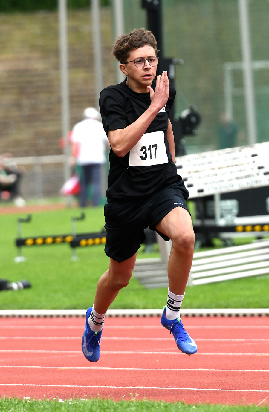 Steigerte sich &uuml;ber 100 Meter auf 12,33 Sekunden: U18-Sportler Levi Klute. Foto: Bottin