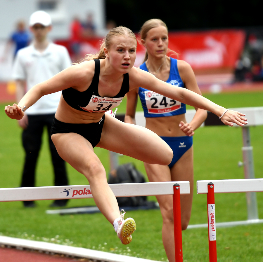 Galavorstellung von Maja Bolinger: Die junge LAZ-Athletin gl&auml;nzte &uuml;ber 100-Meter-H&uuml;rden in einem tollen Finale mit Platz zwei und ist mit 14,13 Sekunden aktuell die f&uuml;nftbeste Deutsche des j&uuml;ngeren U18-Jahrgangs. Foto: Bottin