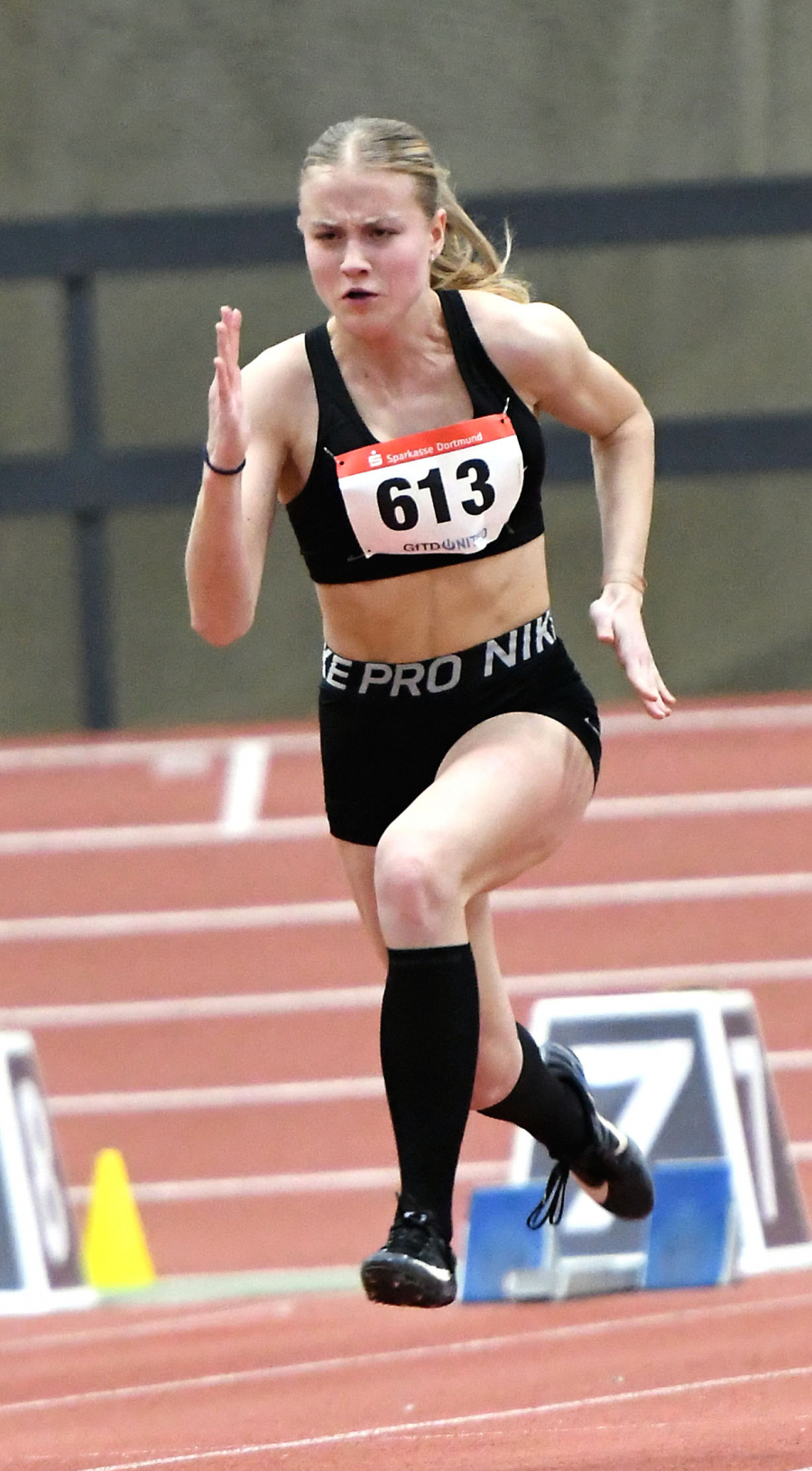 Kein L&auml;nderkampfstart &uuml;ber 60 Meter: Trotz bestechender Form durfte LAZ-Athletin Maja Bolinger nicht auf der kurzen Sprintstrecke antreten. Foto: Bottin