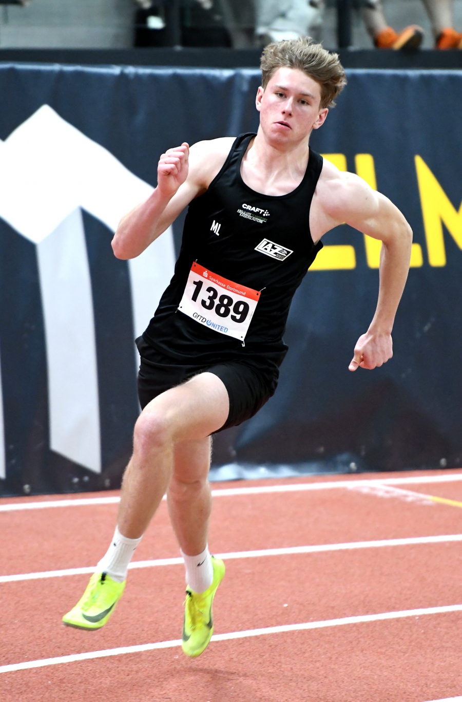 Moritz Langenscheidt (m. J. U20) vom LAZ Soest startet bei den Westfalenmeisterschaften in Dortmund &uuml;ber 200 Meter.  Foto: Bottin