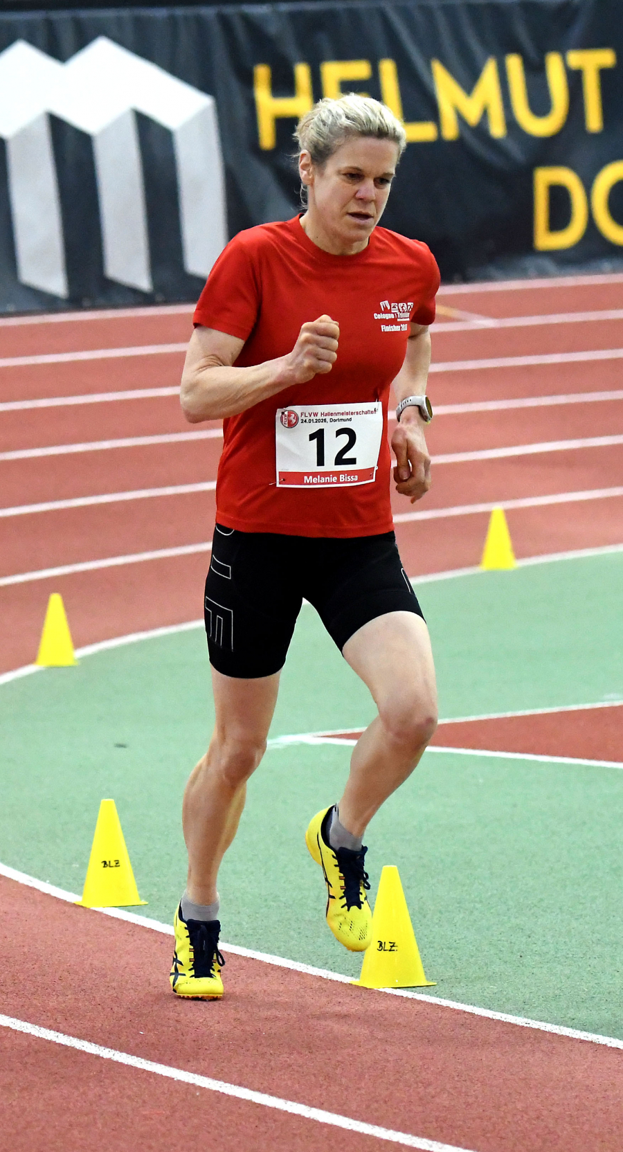 Bronze und DM-Norm: Melanie Bissa (W45) vom LAZ Soest erzielte 2:49,43 Minuten &uuml;ber 800 Meter. Foto: Bottin