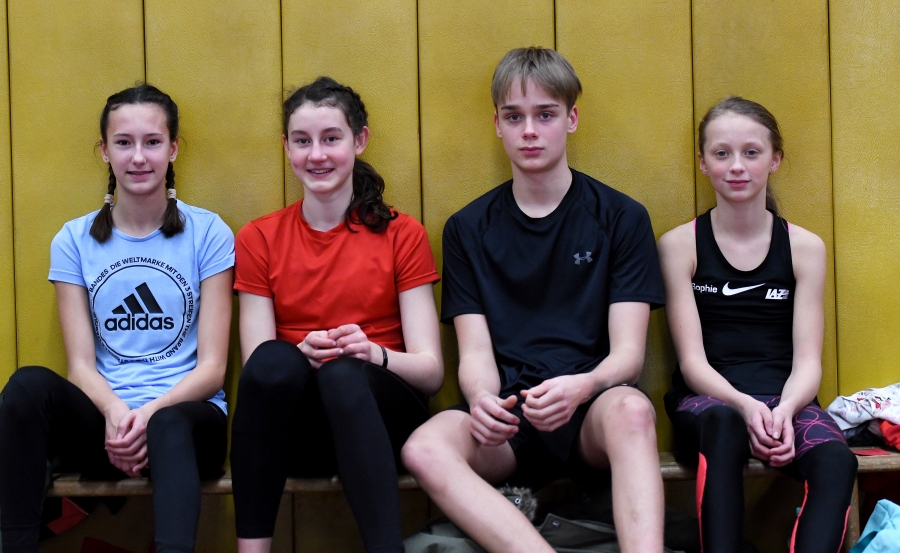 Michelle Muschalik, Freya von F&uuml;rstenberg, Nils Klee und Sophie Martin (v.l.)