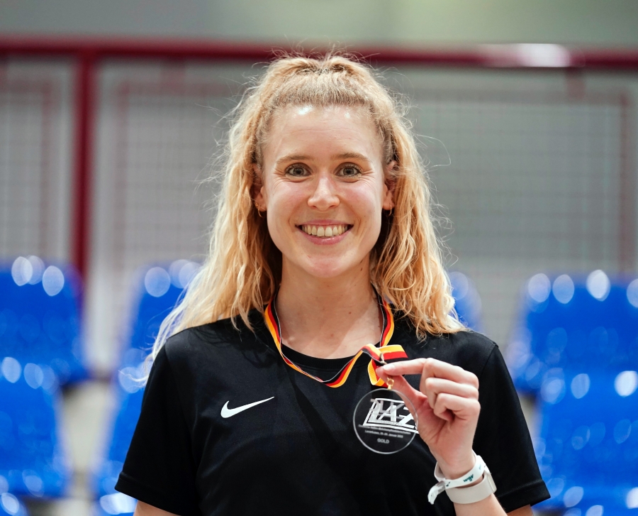 Laura Vo&szlig;.