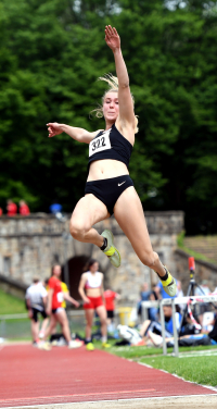 Laura Vo&szlig; steigerte ihre sechs Jahre alte Hallenbestleistung im Weitsprung um drei Zentimeter. Archivfoto: Bottin|||